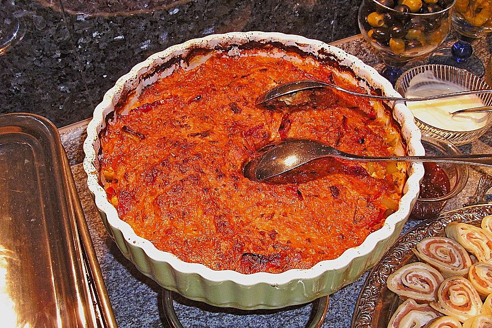 Überbackene Spitzpaprika mit Käsefüllung