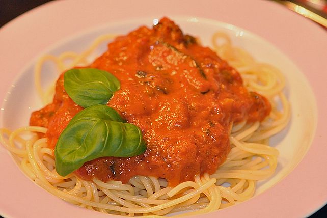 Spaghetti Napoli Mit Schwarzen Oliven Und Kapern Von Clonjo Chefkoch