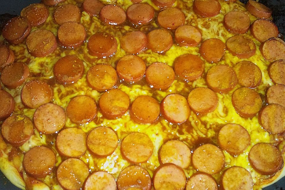 Botos Pizza "Currywurst"