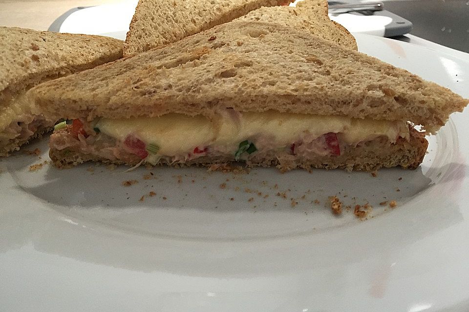 Thunfisch - Käse - Sandwich