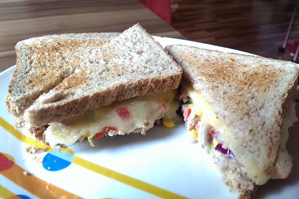 Thunfisch - Käse - Sandwich