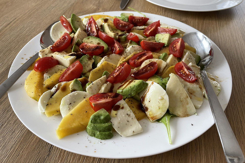 Erfrischende Caprese