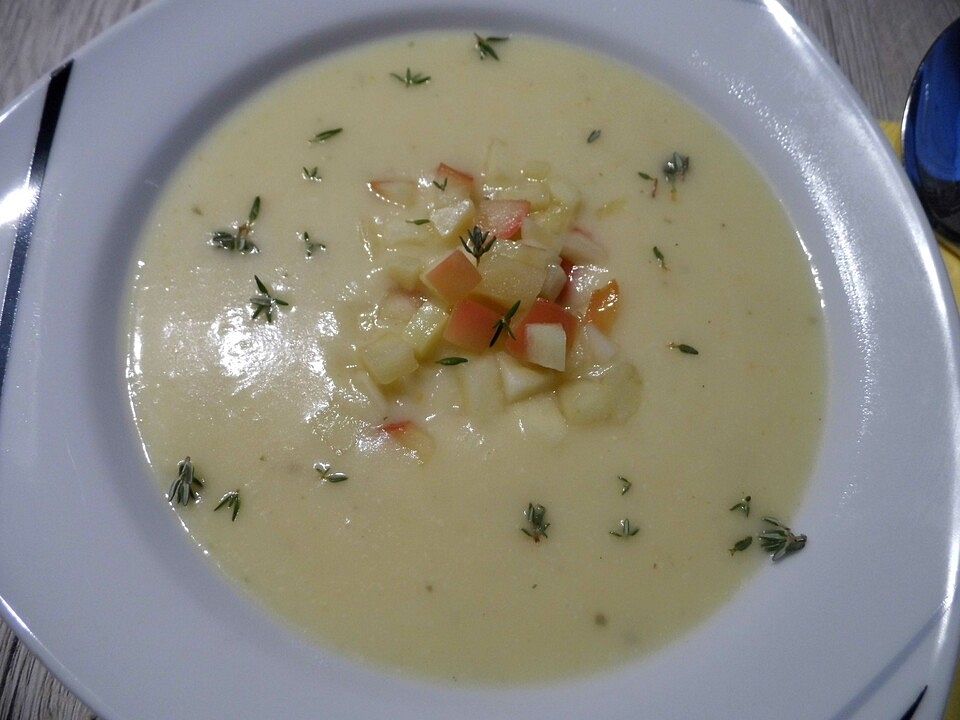 Pastinaken - Kartoffel - Cremesuppe mit Schinkenwürfeln von strickzicke ... Pastinaken - Kartoffel - Cremesuppe mit Schinkenwürfeln von strickzicke ...