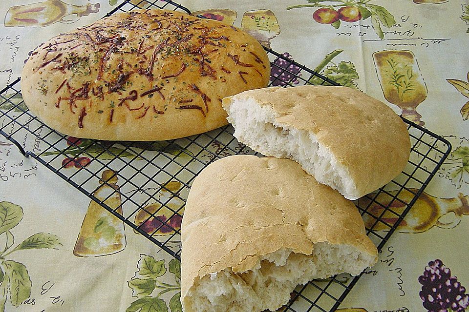 Fladenbrot - mit und ohne Kräuter