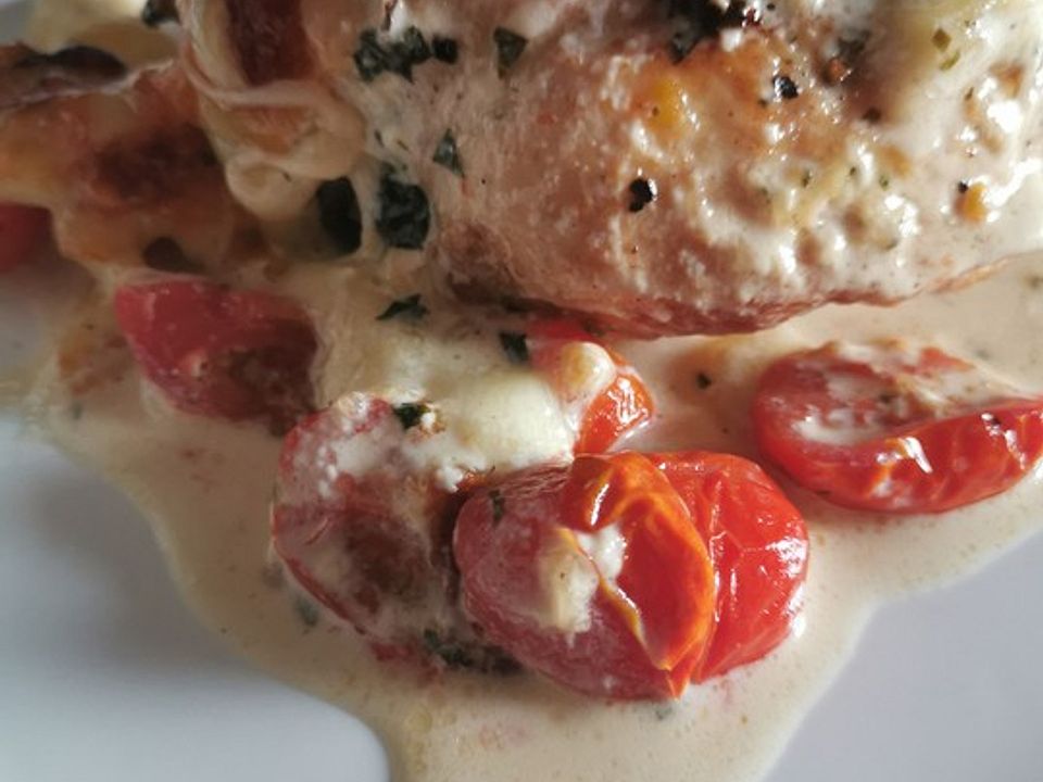 Mozzarella-Hähnchen in Basilikum-Sahnesauce von bienemaya | Chefkoch