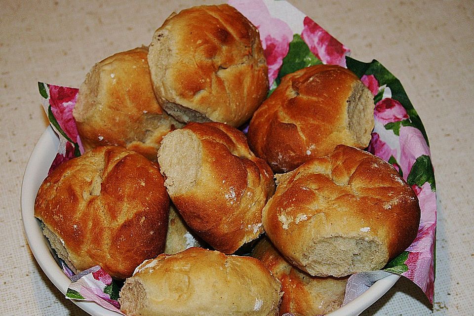 Kartoffel - Rosenbrötchen mit Dinkel