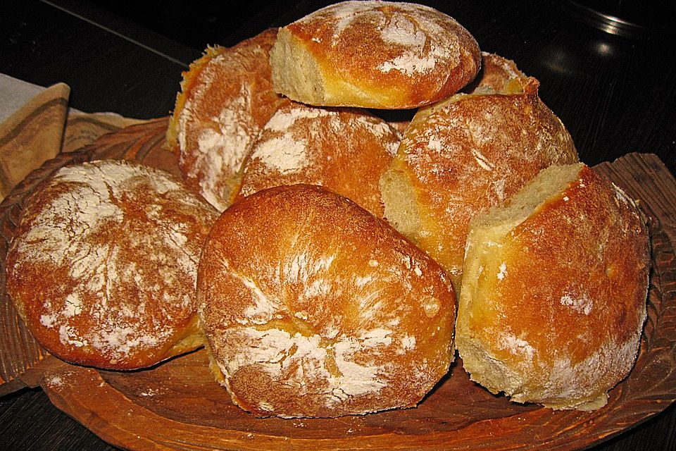 Kartoffel - Rosenbrötchen mit Dinkel