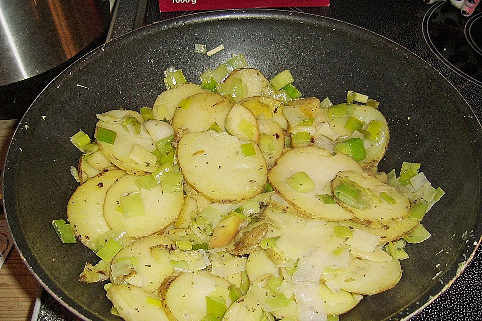 Emilys Bratkartoffeln mit Lauch und Äpfeln