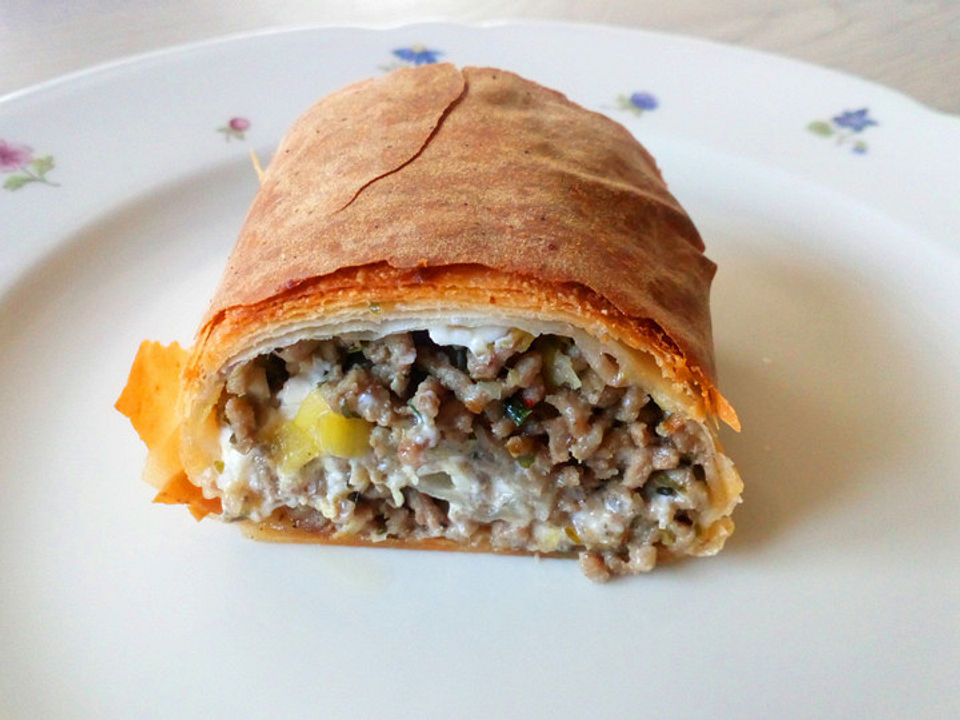 Hackfleischstrudel Von Strangeliza Chefkoch 