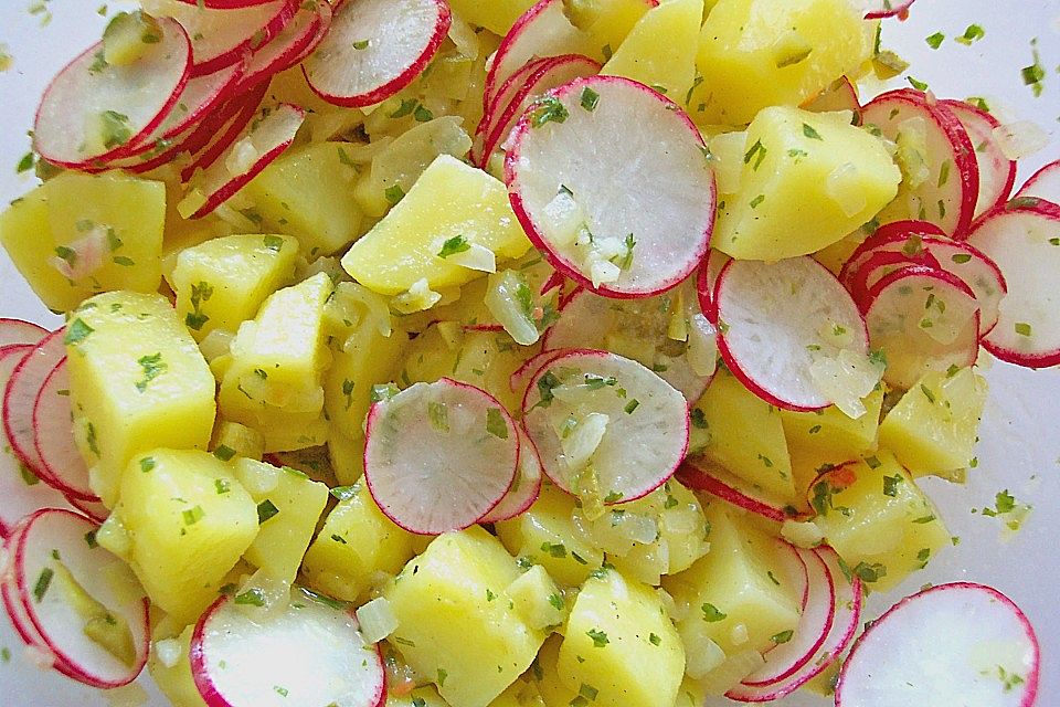 Schneller Kartoffel - Radieschen - Salat