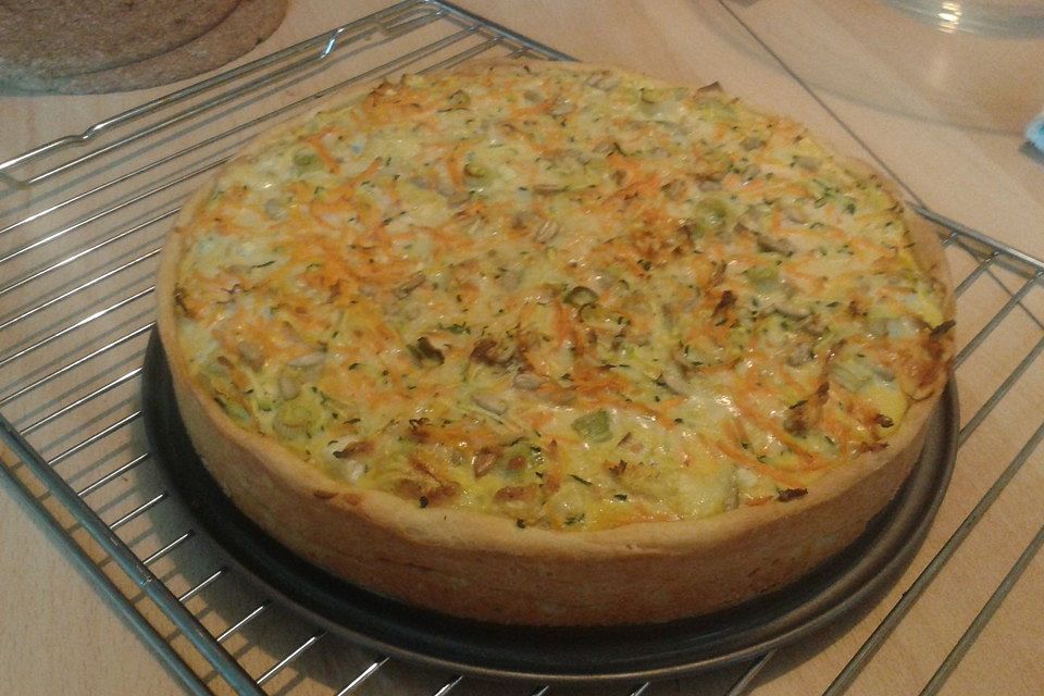 Gemüsetarte mit Möhre und Zucchini