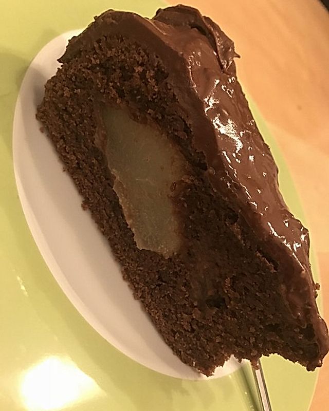 Birnenkuchen mit dem schokoladigsten Schoko-Schokoladen-Schock