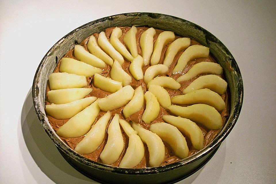 Birnenkuchen mit dem schokoladigsten Schoko-Schokoladen-Schock