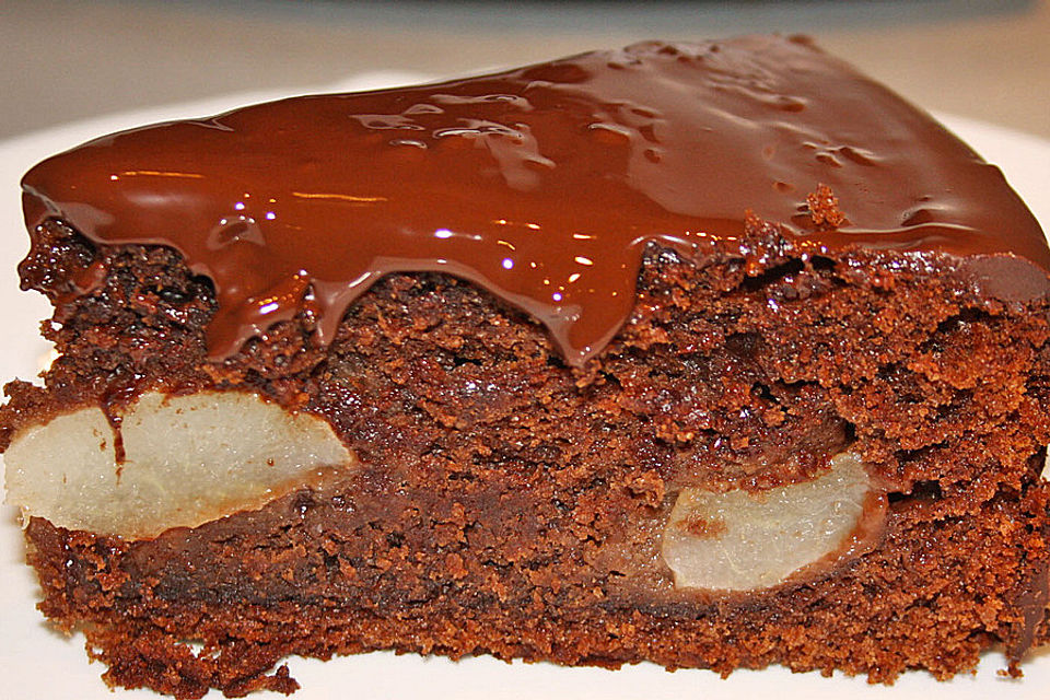 Birnenkuchen mit dem schokoladigsten Schoko-Schokoladen-Schock