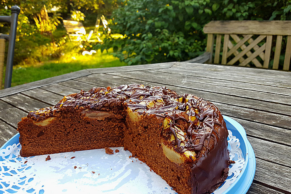 Birnenkuchen mit dem schokoladigsten Schoko-Schokoladen-Schock