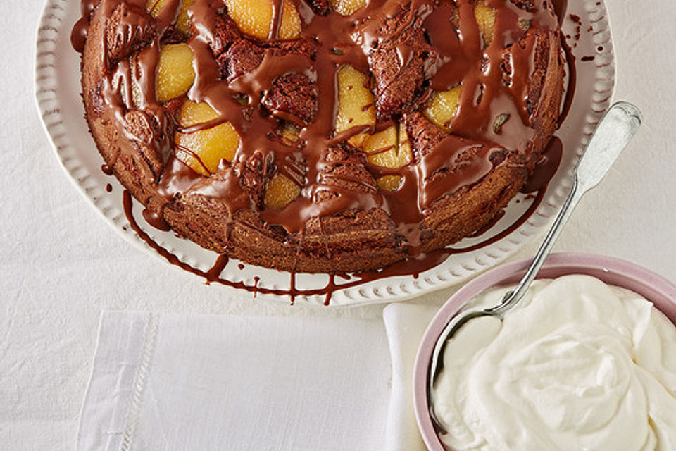 Birnenkuchen mit dem schokoladigsten Schoko-Schokoladen-Schock