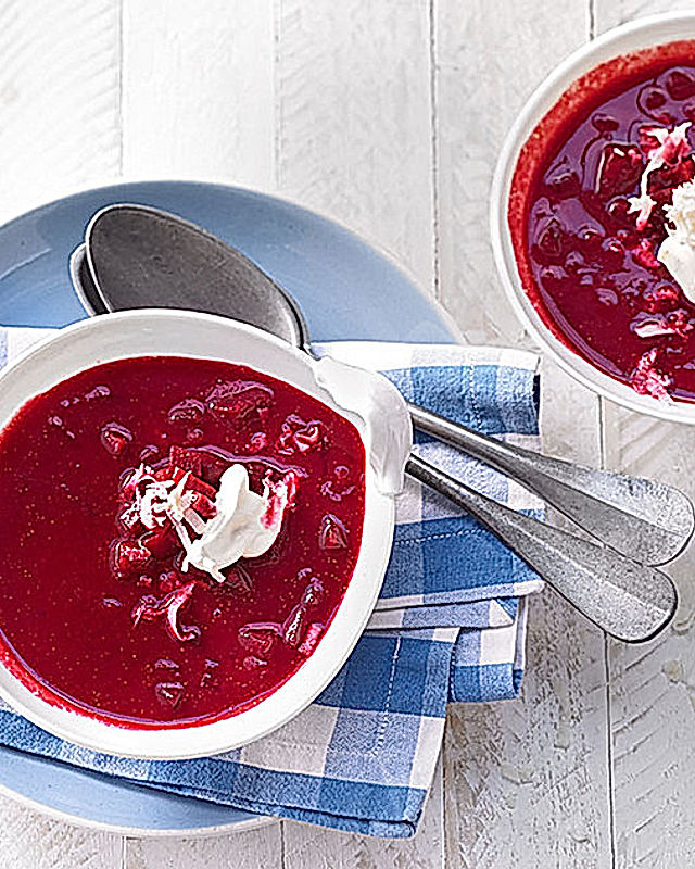 Cremige Rote Bete-Möhren-Suppe