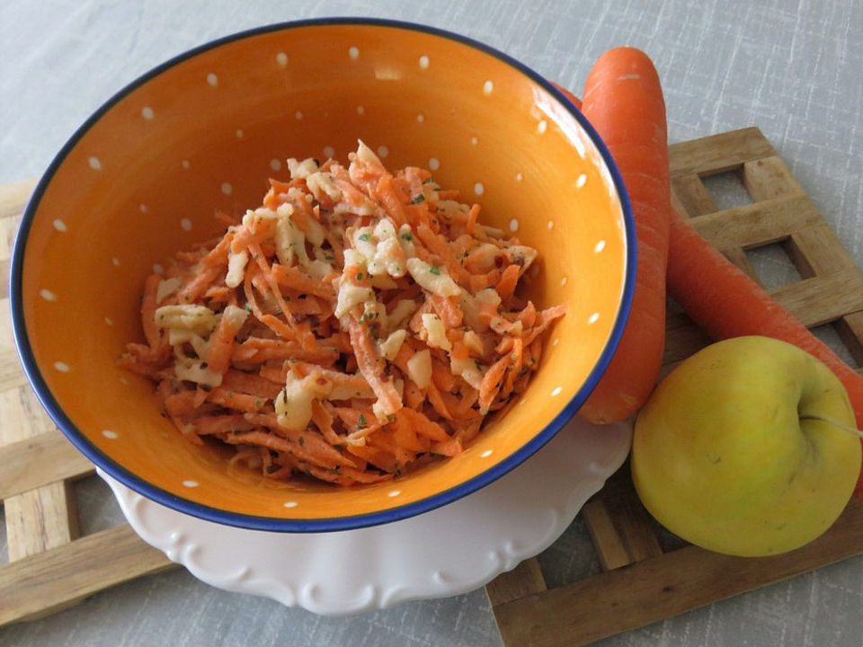 Schneller Karotten - Apfel - Salat von MagicCooking| Chefkoch