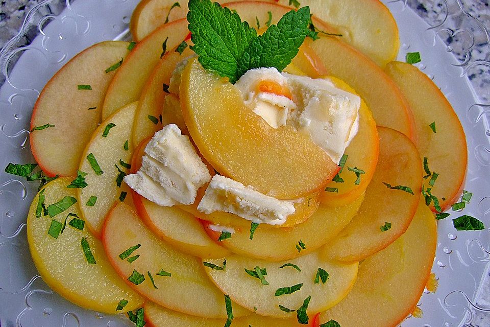 Apfel - Carpaccio mit Honig