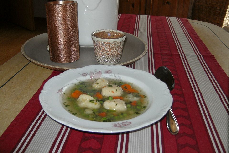 Grießnockerlsuppe