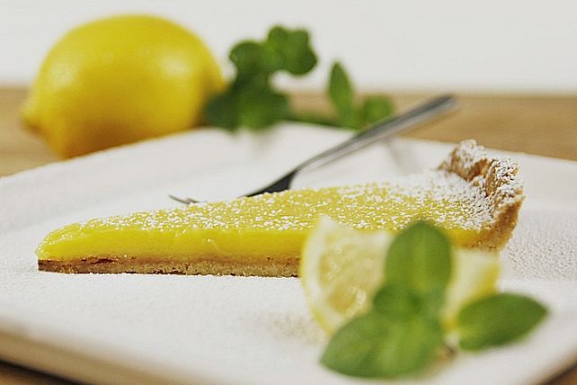 Sommerfrische Zitronentarte von dashonigkuchenpferd| Chefkoch