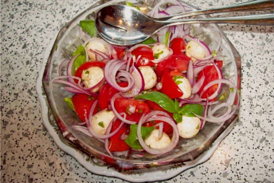 Tomatensalat à la Mio