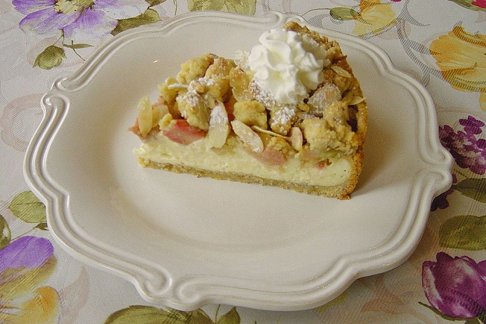 Rhabarber - Käsekuchen mit Streusel