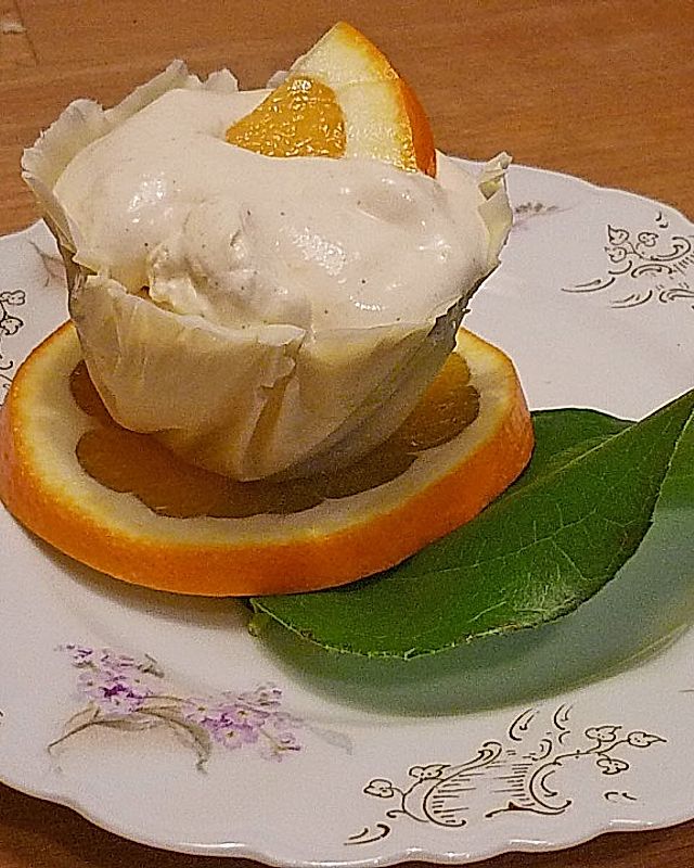 Orangen - Mascarpone Creme im weißen Schokoladenbettchen