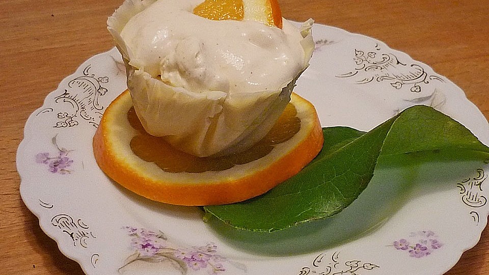 Orangen Mascarpone Creme Im Weissen Schokoladenbettchen Von Clarazac Chefkoch