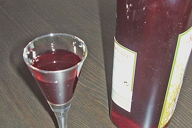 Brombeerlikör von DonnaRenata| Chefkoch Brombeerlikör von DonnaRenata| Chefkoch