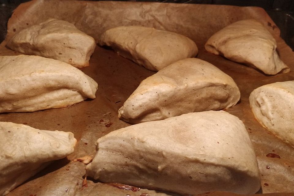 Scones mit Aprikosen und Frischkäse