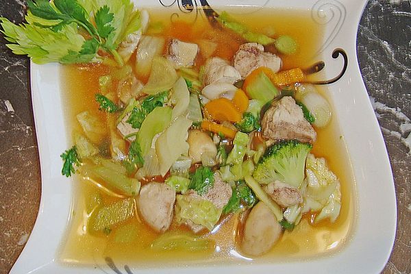 Chinesische Gemüsesuppe mit Hühnerfleisch von mariowindi | Chefkoch