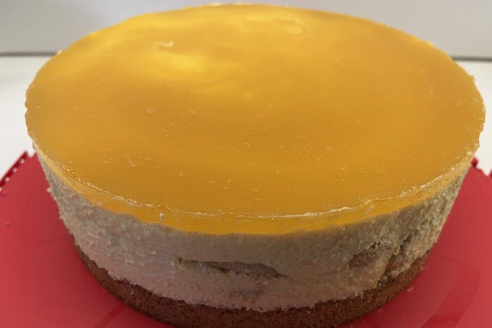 Pistazien - Pfirsichcreme - Torte