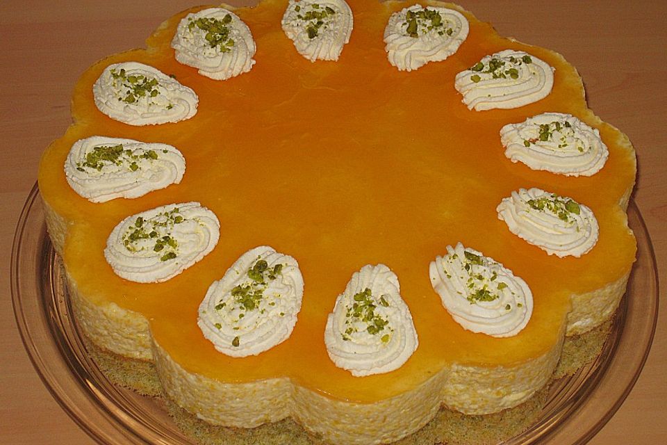 Pistazien - Pfirsichcreme - Torte