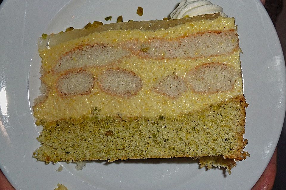 Pistazien - Pfirsichcreme - Torte