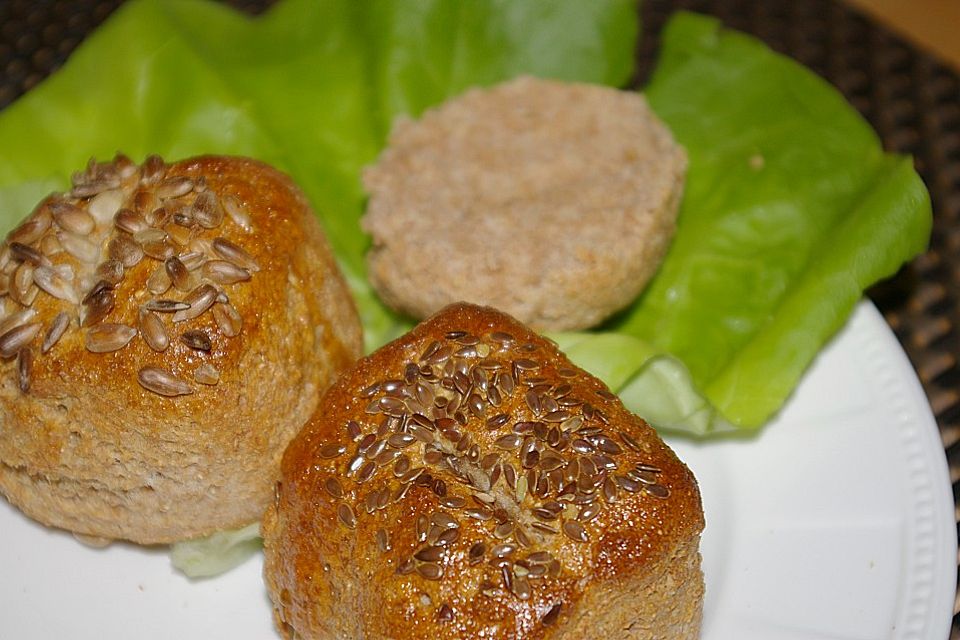 Schnelle Vollkornbrötchen aus Quark - Ölteig