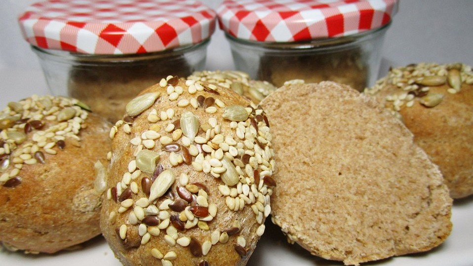 Schnelle Vollkornbrötchen aus Quark - Ölteig von filu96 Schnelle Vollkornbrötchen aus Quark - Ölteig von filu96