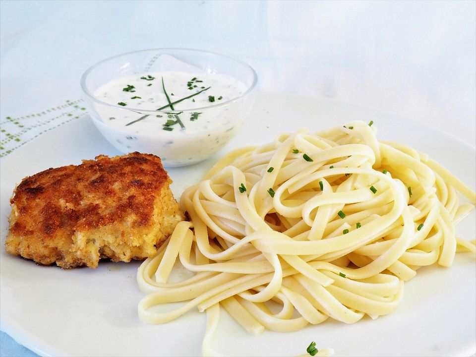 Fischfilet mit Spaghetti und Joghurtsoße von McMoe| Chefkoch