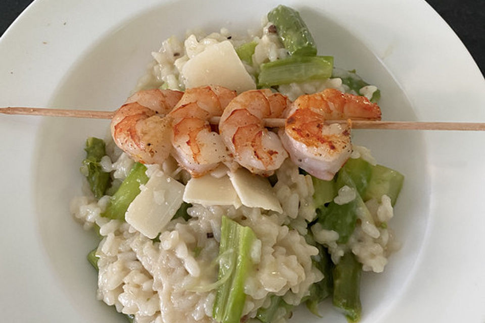 Risotto mit grünem Spargel und Parmesan