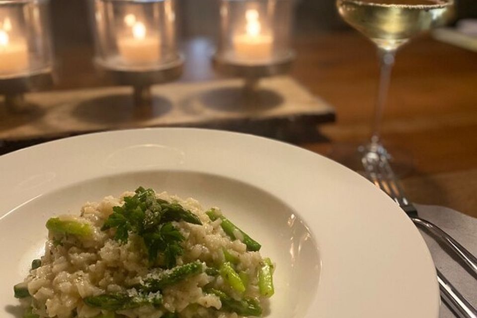 Risotto mit grünem Spargel und Parmesan