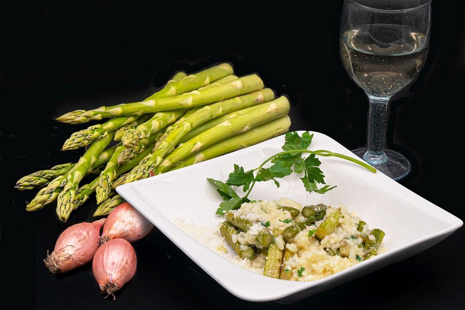 Risotto mit grünem Spargel und Parmesan