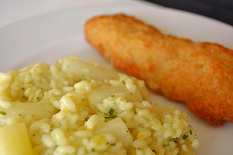 Risotto mit grünem Spargel und Parmesan