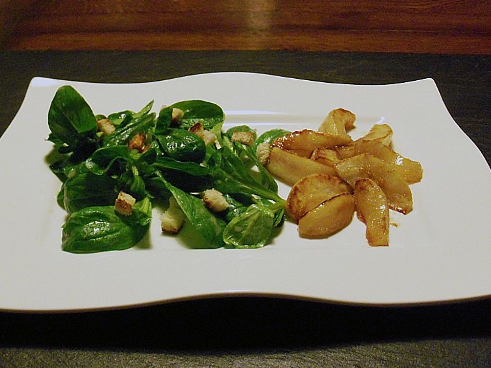 Feldsalat mit karmellisierten Birnen| Chefkoch