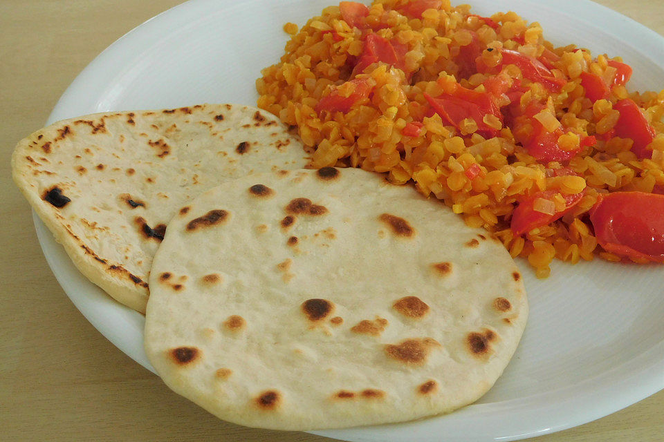 Chapati - indisches Fladenbrot Chapati - indisches Fladenbrot
