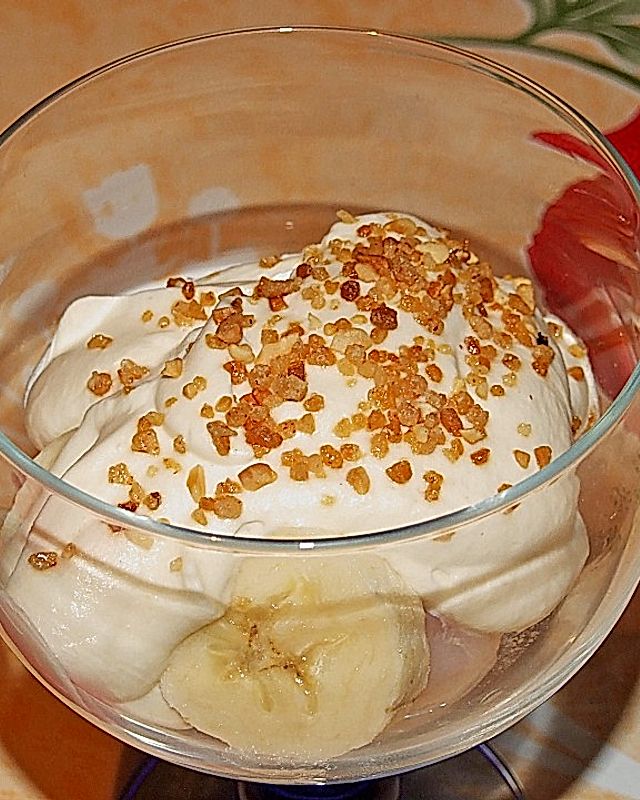 Litschi - Bananen Dessert mit Ahornsirupsahne