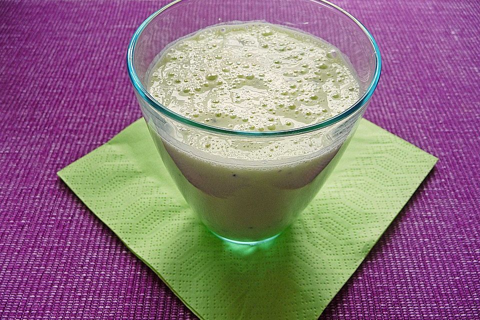 Kiwi - Joghurt Smoothie Kiwi - Joghurt Smoothie