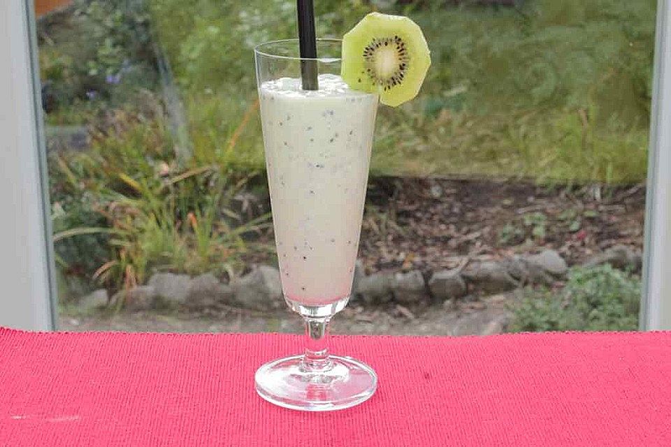 Kiwi - Joghurt Smoothie Kiwi - Joghurt Smoothie