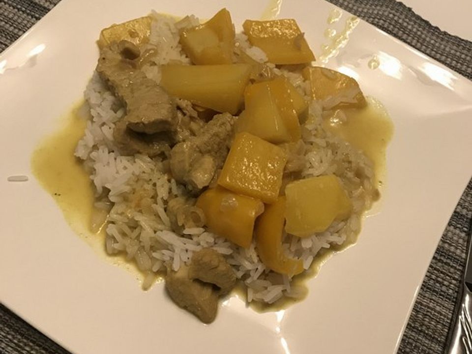 Putengeschnetzeltes In Curry Mango Sauce — Rezepte Suchen