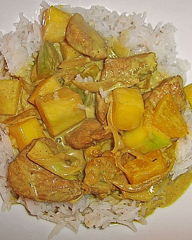 Putengeschnetzeltes auf Mango - Curry - Reis