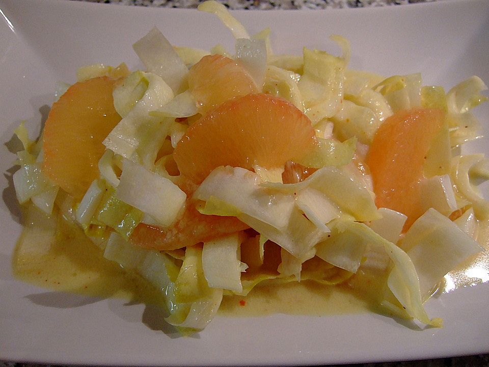 Chicoreesalat mit Grapefruit an Joghurtsauce von saturnmond| Chefkoch